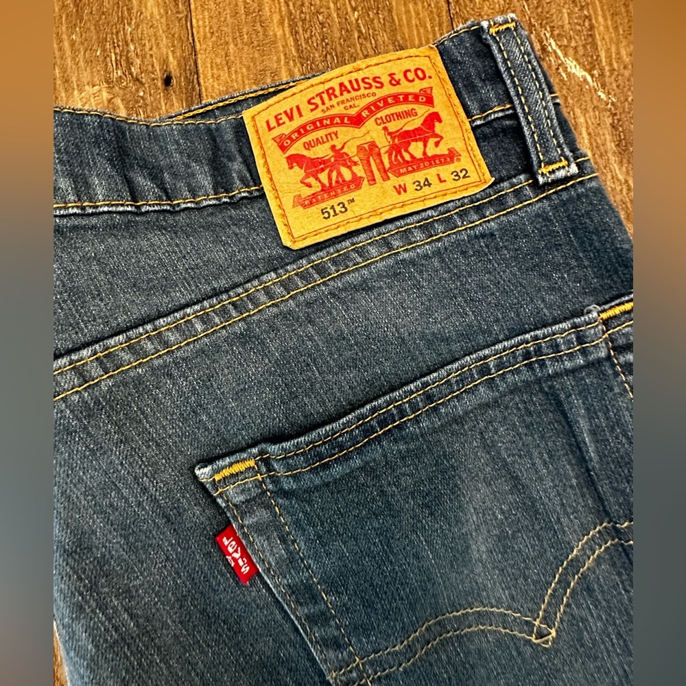 Men’s 513 Levi’s Jeans 34 x 32